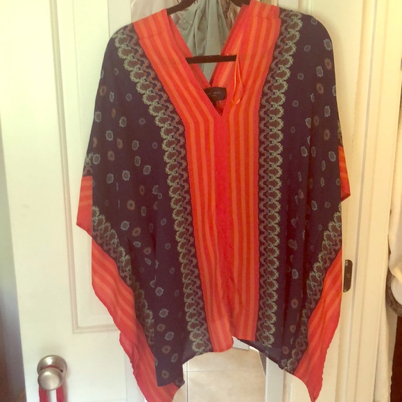 Boutique, Chiffon-ish and super light weight. - Picture 1 of 5